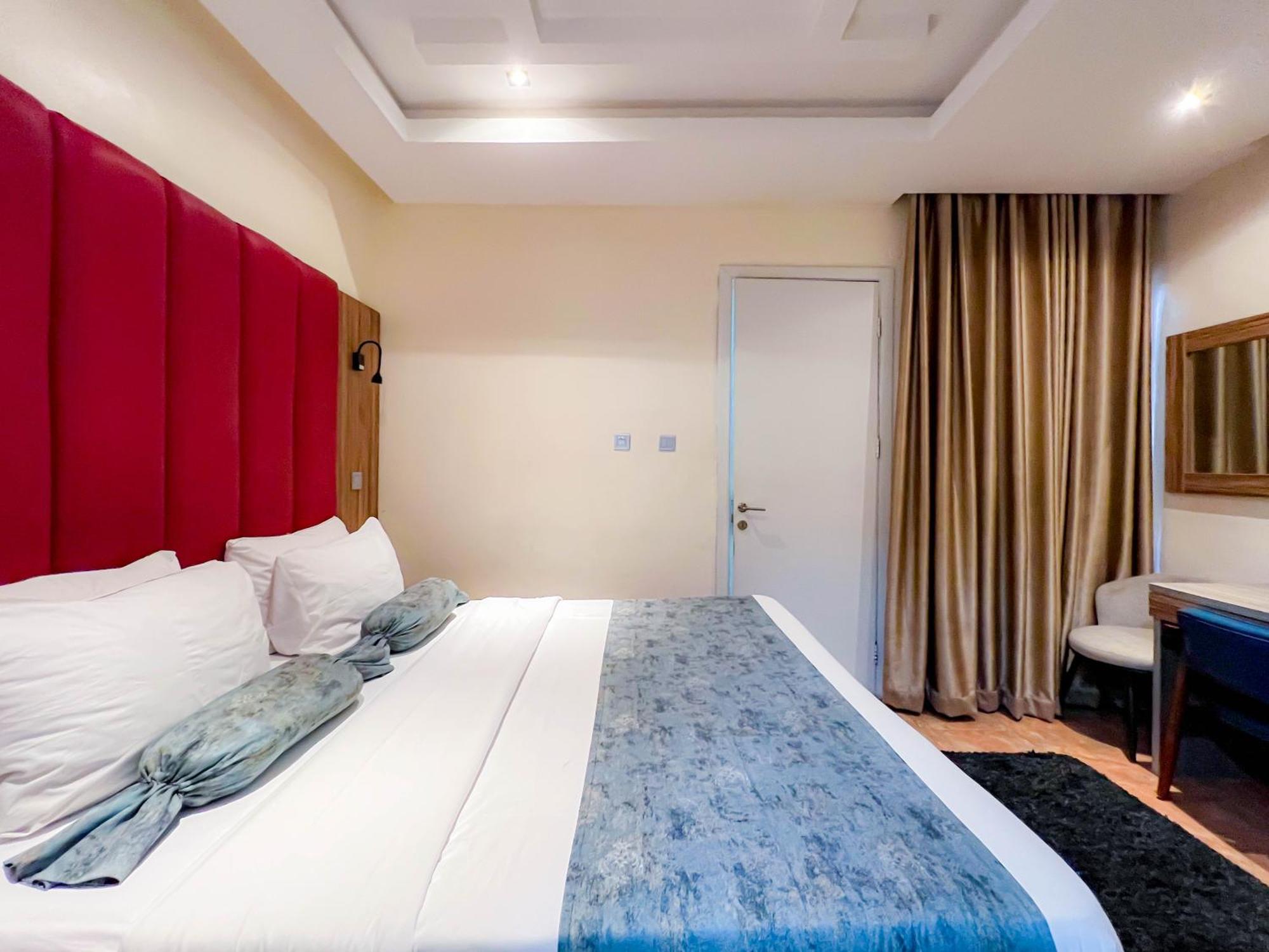 Box Residence Hotel Lagos Luaran gambar